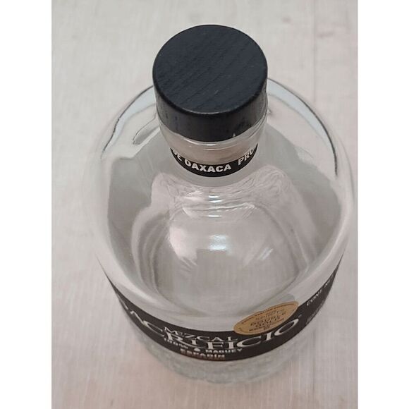 EMPTY Collectible Top Shelf Tequila Mezcal Sacrificio Reposado Bottle - Picture 6 of 8